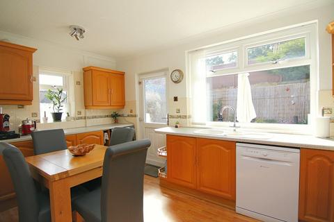 4 bedroom semi-detached house for sale, Greentop Gardens, Leeds