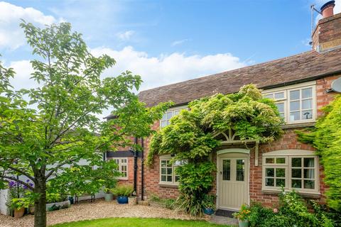 3 bedroom character property for sale, High Street, Mickleton