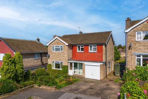 4 bedroom detached house for sale, Byrne Court, Arnold, Nottingham, Nottinghamshire, NG5 6RN