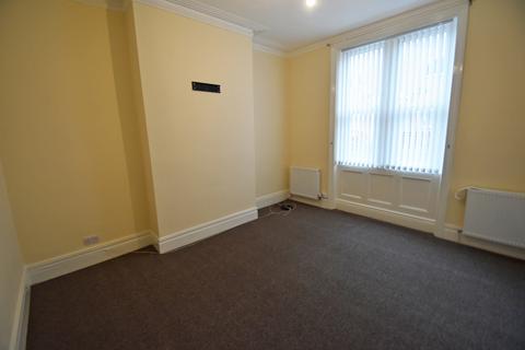 2 bedroom flat to rent, Hopper Street West, North Shields, North Tyneside