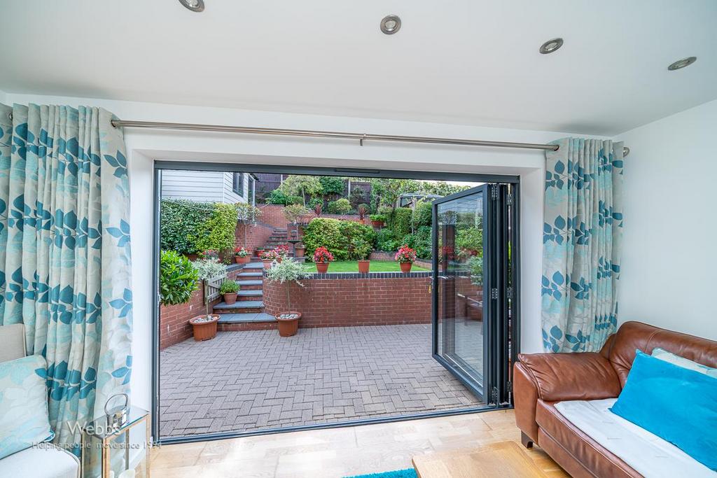 Family room and garden