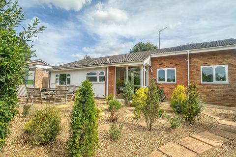 3 bedroom detached bungalow for sale, Mailes Close, Barton, Cambridge