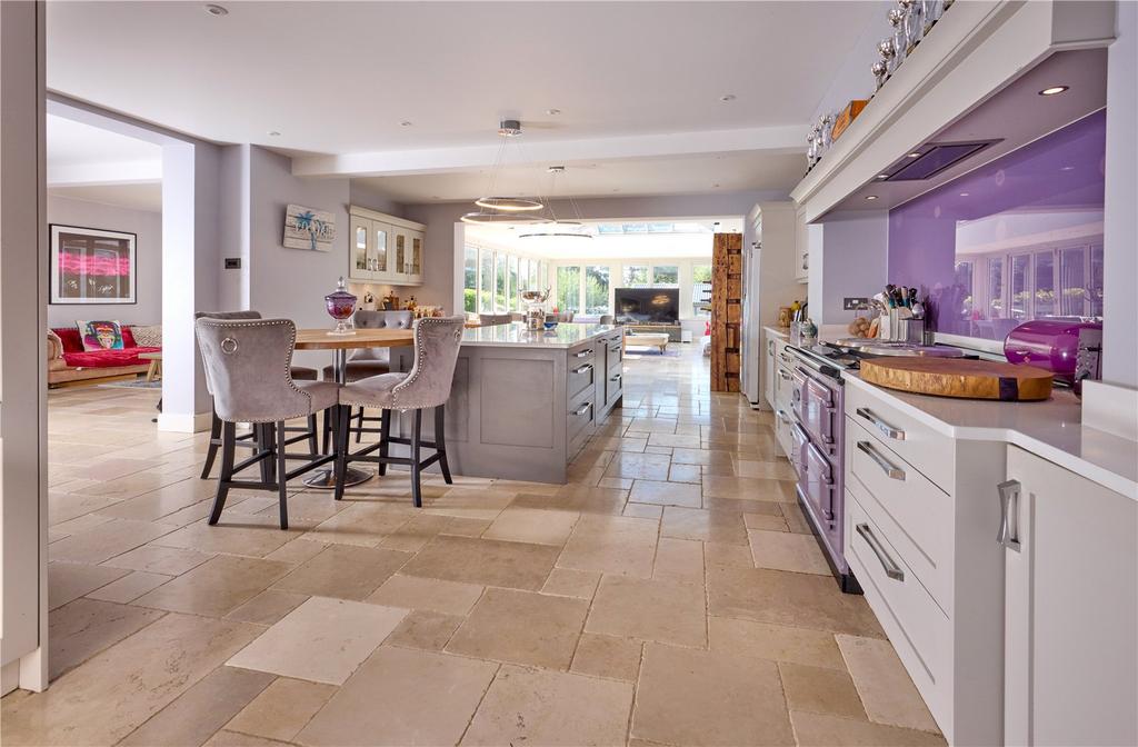 Kitchen/Breakfast