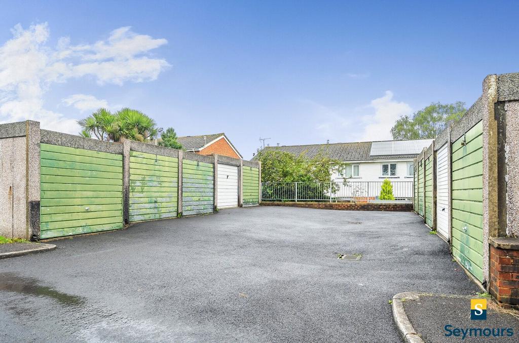 Garage In A Block