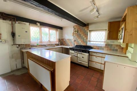 2 bedroom cottage for sale, Walwyn Road, Colwall, Malvern