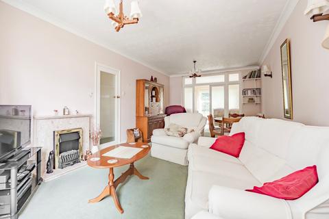 28 Beechwood Drive, Norwich, NR7 0LP