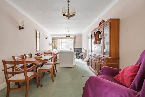 28 Beechwood Drive, Norwich, NR7 0LP
