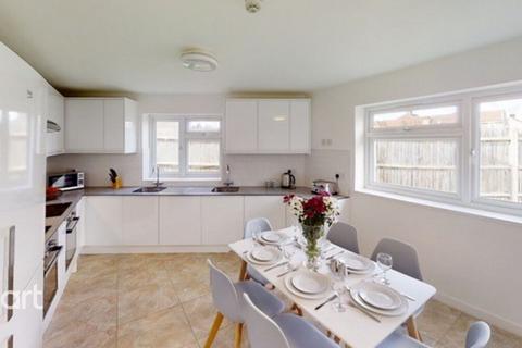 10 bedroom detached house for sale, Bath Road, Hayes