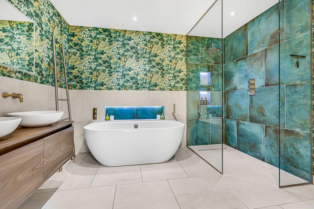 Ensuite Bathroom