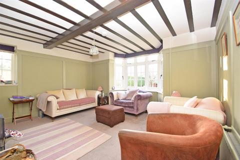 6 bedroom semi-detached house for sale, Kennedy Road, Shrewsbury