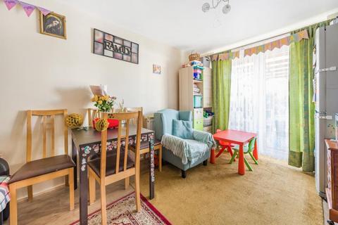 3 bedroom end of terrace house for sale, Slough,  Berkshire,  SL2