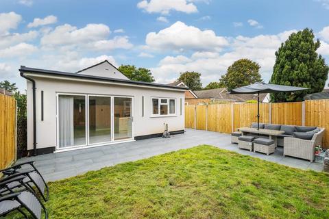 6 Approach Road, Ashford, TW15 1NG
