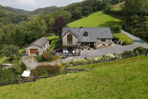 5 bedroom property with land for sale, Trawsmawr, Carmarthen, SA33