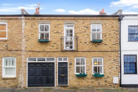 2 bedroom house for sale, Ernshaw Place, London