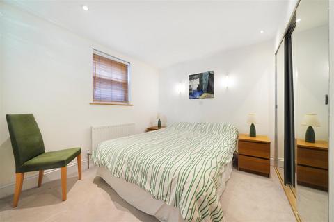 2 bedroom house for sale, Ernshaw Place, London