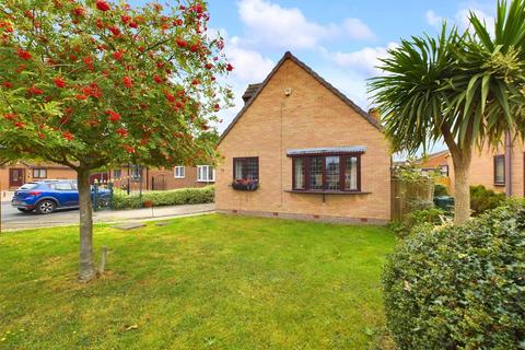 3 bedroom bungalow for sale, Oakwell Drive, Askern, Doncaster, South Yorkshire, DN6