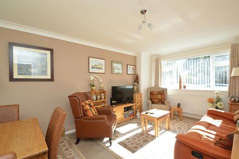 2 bedroom ground floor flat for sale, IDEAL FTB OR RETIREMENT HOME * APSE HEATH