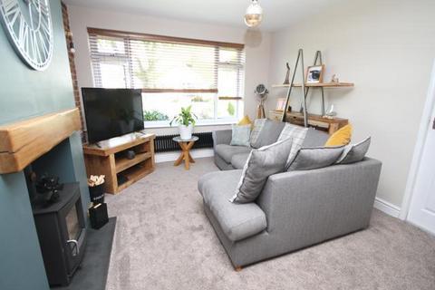 40 Brackendale Drive, Bradford, BD10 0SP