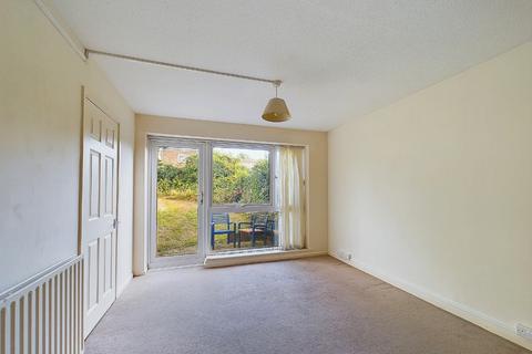 15 The South Glade, Bexley, DA5 3NY