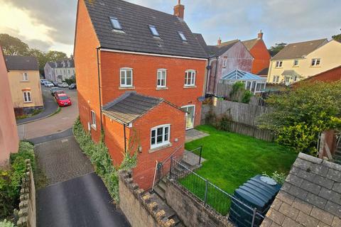 12 Elms Meadow, Winkleigh, EX19 8JU