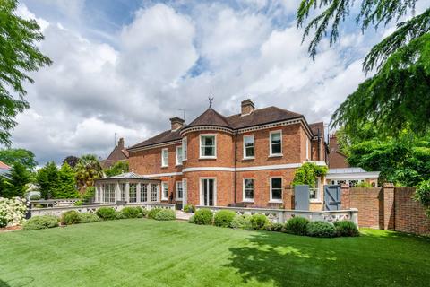 6 bedroom detached house for sale, Mortlake Road, Kew, Richmond, TW9