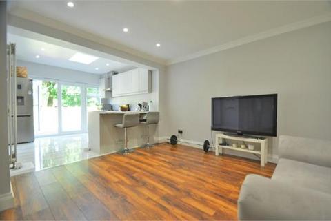 3 bedroom flat to rent, Milespit Hill, Mill Hill, NW7