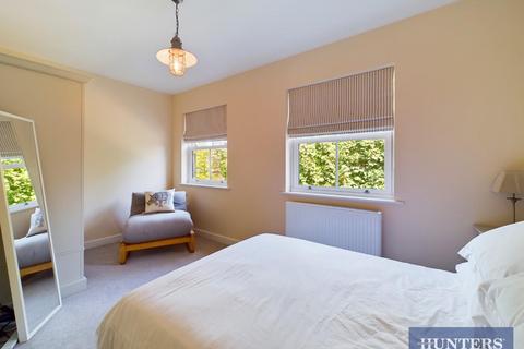 7 Constable Place, Filey, YO14 9FA