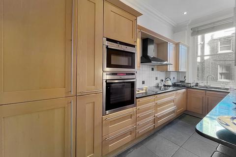 4 bedroom terraced house for sale, Perham Road, W14