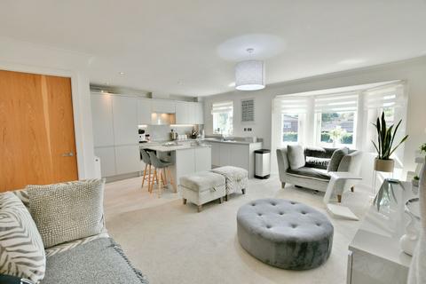 2 bedroom apartment for sale, Grange Manor, Whickham