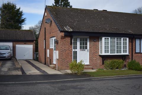 2 bedroom bungalow to rent, Leeds LS17