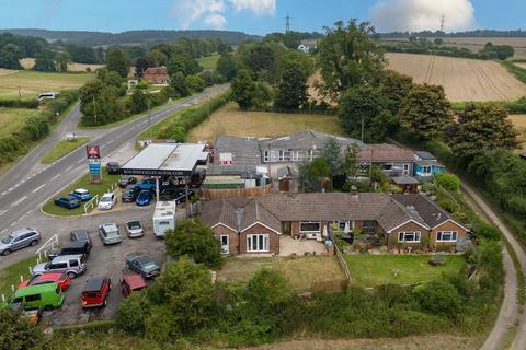 4 bedroom semi-detached bungalow for sale, The Dene, Hurstbourne Tarrant, Andover, SP11 0AS