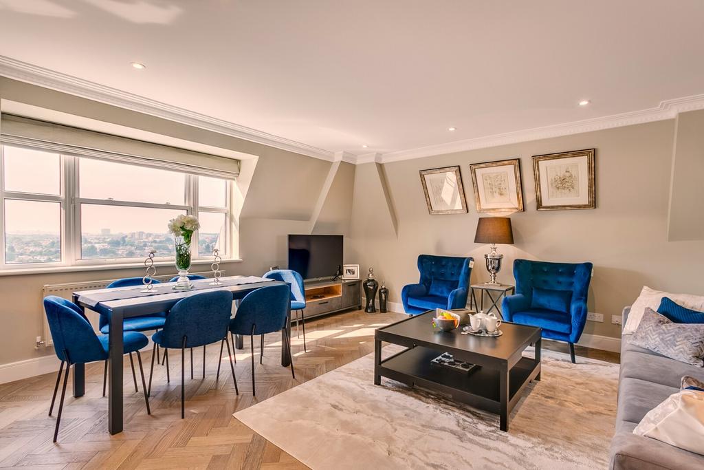 Apartment in London - View 2