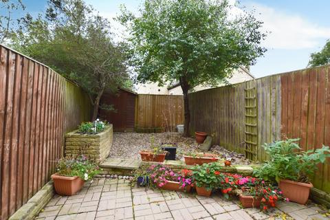 15 Azalea Drive, Up Hatherley, Cheltenham, GL51 3EA