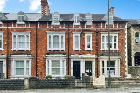 4 bedroom terraced house for sale, Bath Road, Swindon SN1