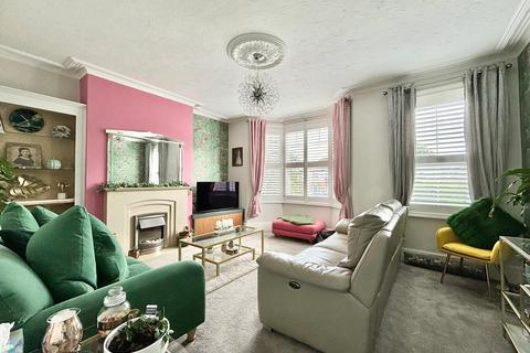 2 bedroom maisonette for sale, Holliers Hill, Bexhill-on-Sea, TN40