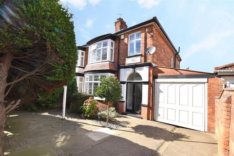 3 bedroom semi-detached house for sale, Princes Road, Cleethorpes DN35