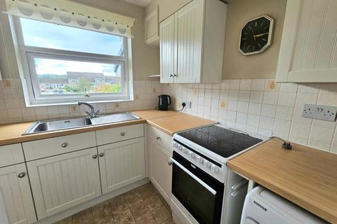 1 bedroom flat for sale, Hopton Road, Cam, Dursley