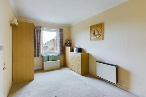 1 bedroom retirement property for sale, Heath Road, Haywards Heath, RH16