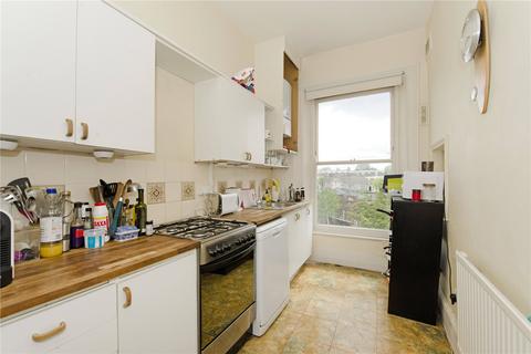 3 bedroom flat for sale, Caversham Road, Kentish Town, London