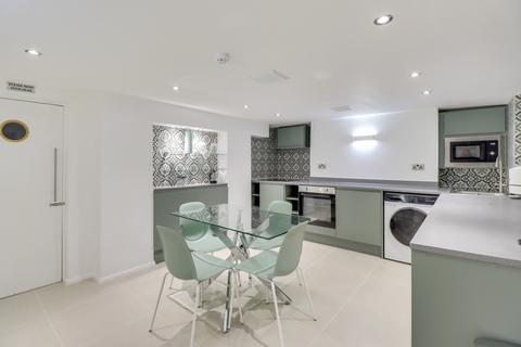 3 bedroom flat for sale, Royal College Street, London