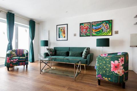 1 bedroom flat for sale, Kentish Town Road, London