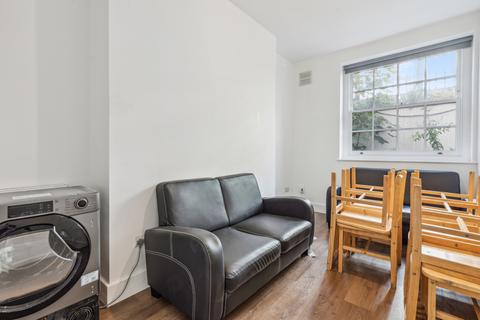 5 bedroom flat to rent, Camden Road, Camden, London