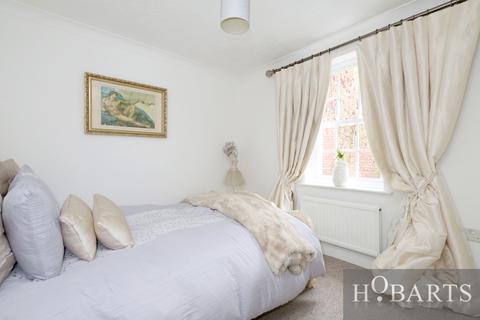 2 bedroom flat to rent, 5 Stapleton Hall Road, London N4