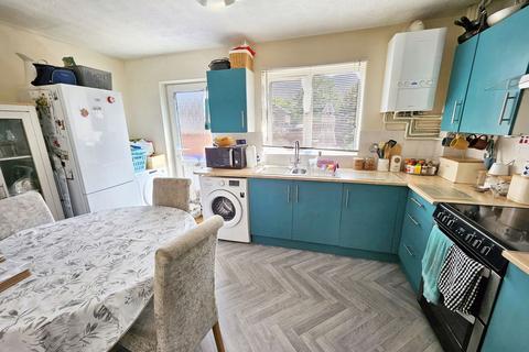 108 Alderton Way, Trowbridge, BA14 0UP