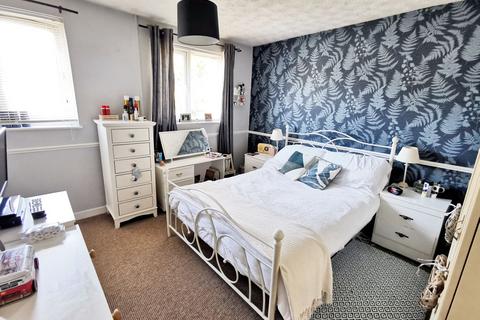 108 Alderton Way, Trowbridge, BA14 0UP