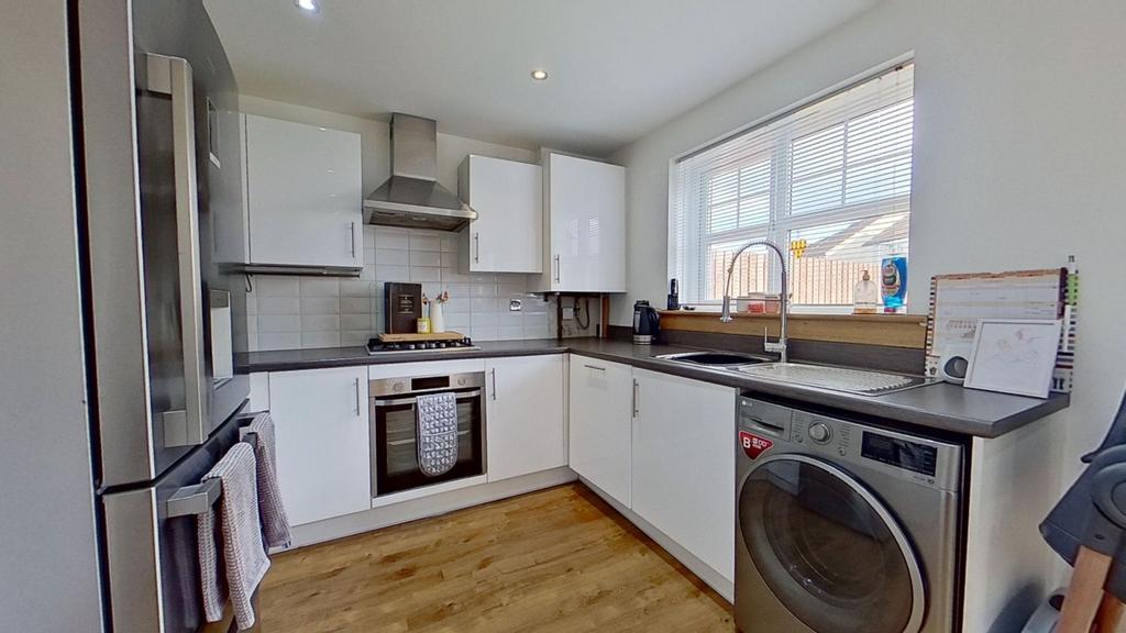 Fitted Kitchen/Breakfast Room