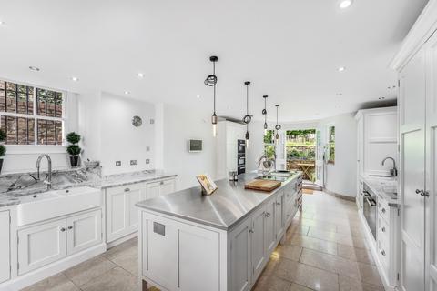 Wethered House, 11 The Avenue, Clifton, Bristol, BS8 3HG