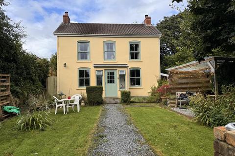 3 bedroom detached house for sale, Glyn Road, Lower Brynamman, Ammanford