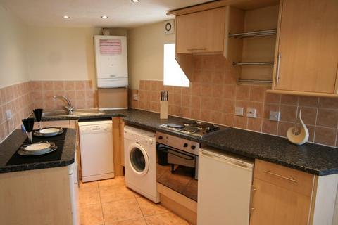 1 bedroom flat to rent, Flat 1, 65 WOODSLEY ROAD, LEEDS