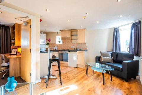 1 bedroom flat to rent, Flat 1, 65 WOODSLEY ROAD, LEEDS